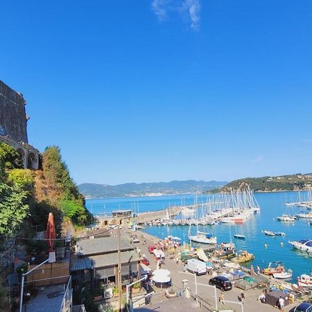 L'Arpara Casa Al Molo Dal Mare Al Castello Леричи Экстерьер фото