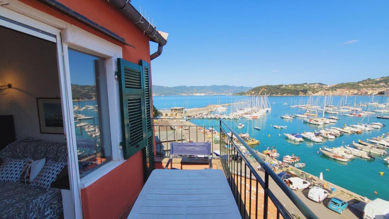 L'Arpara Casa Al Molo Dal Mare Al Castello Леричи Экстерьер фото