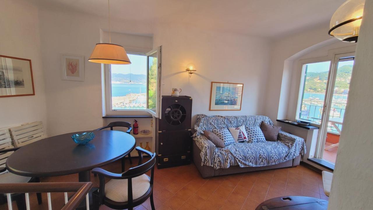 L'Arpara Casa Al Molo Dal Mare Al Castello Леричи Экстерьер фото